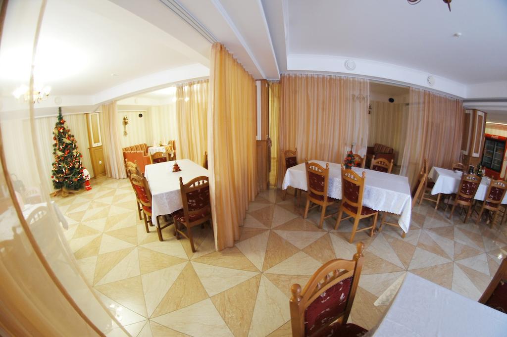 Hotel Intourist Munkács Kültér fotó